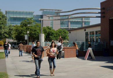 橘郡海岸學(xué)院 Orange Coast College