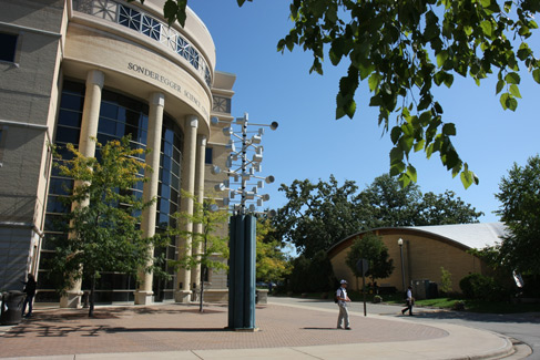 埃奇伍德學(xué)院  Edgewood College