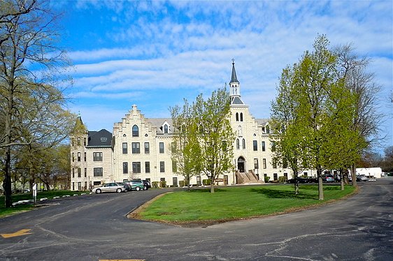 圣弗朗西斯大學(xué)University of St. Francis