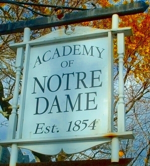 圣母中學(xué) Academy of Notre Dame