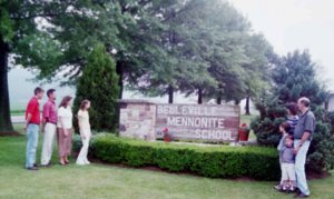 貝勒威爾門(mén)諾特學(xué)校 Belleville Mennonite School