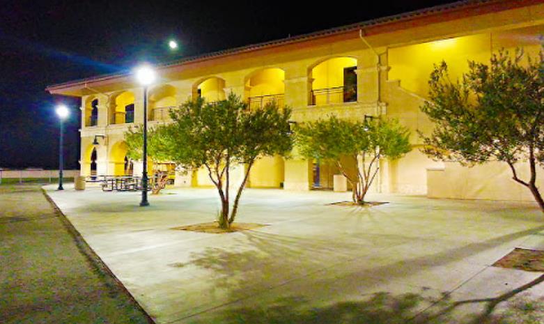 沙文略大學預備高中 Xavier College Preparatory High School