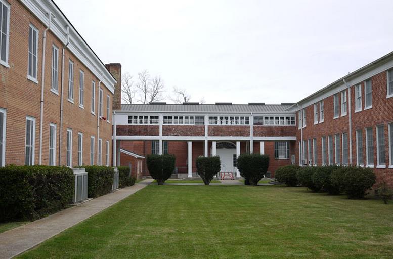 Academy of the Sacred Heart  格蘭德圣心女校