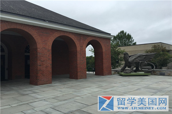 龐弗雷德中學Pomfret School