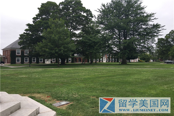 龐弗雷德中學Pomfret School